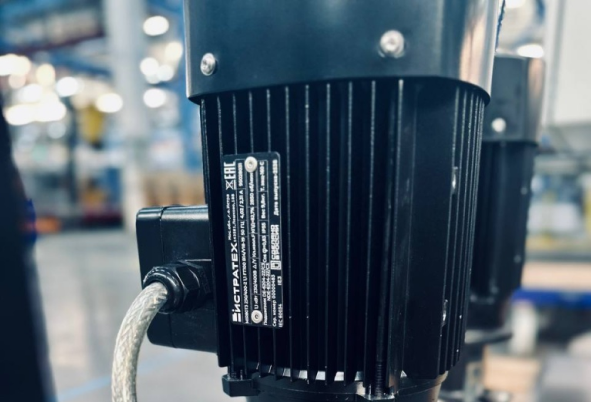 Электродвигатель насоса